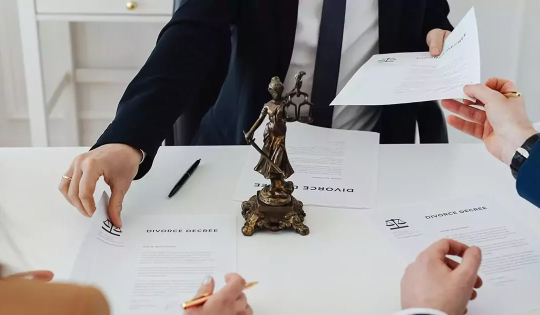 Meilleur avocat divorce : Droit et Guide pratique pour bien choisir